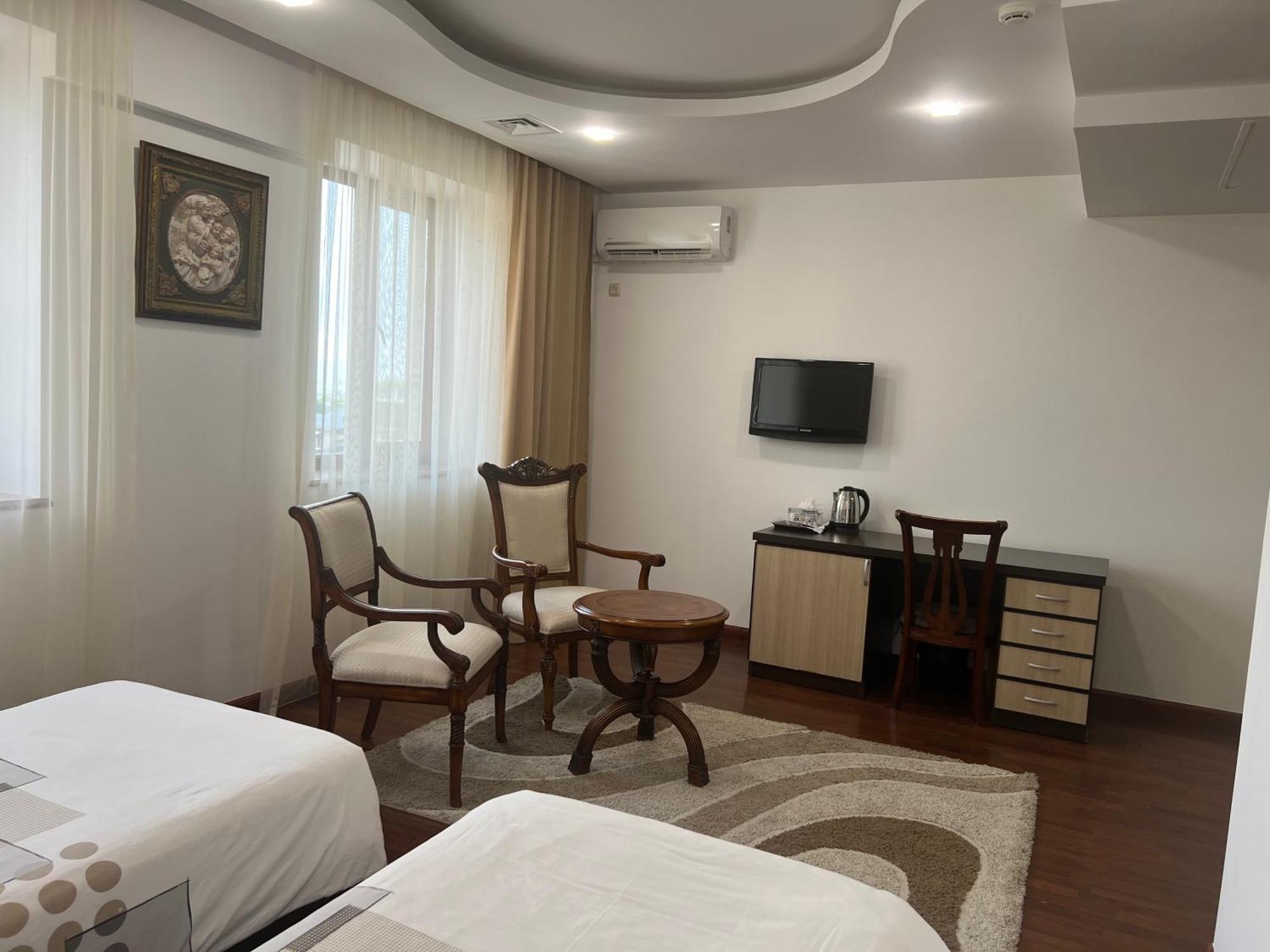 Vanatur Hotel Gjoumri Kültér fotó