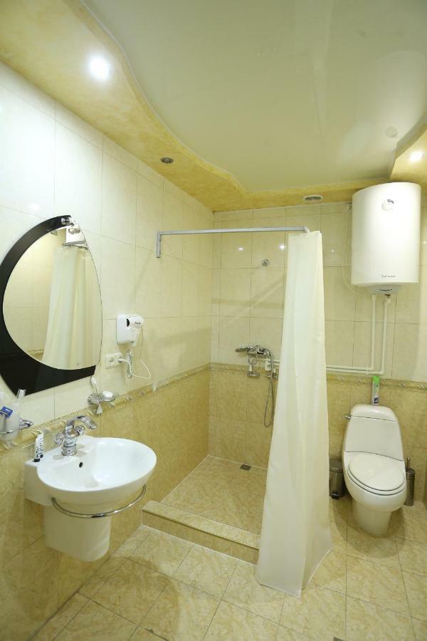 Vanatur Hotel Gjoumri Kültér fotó