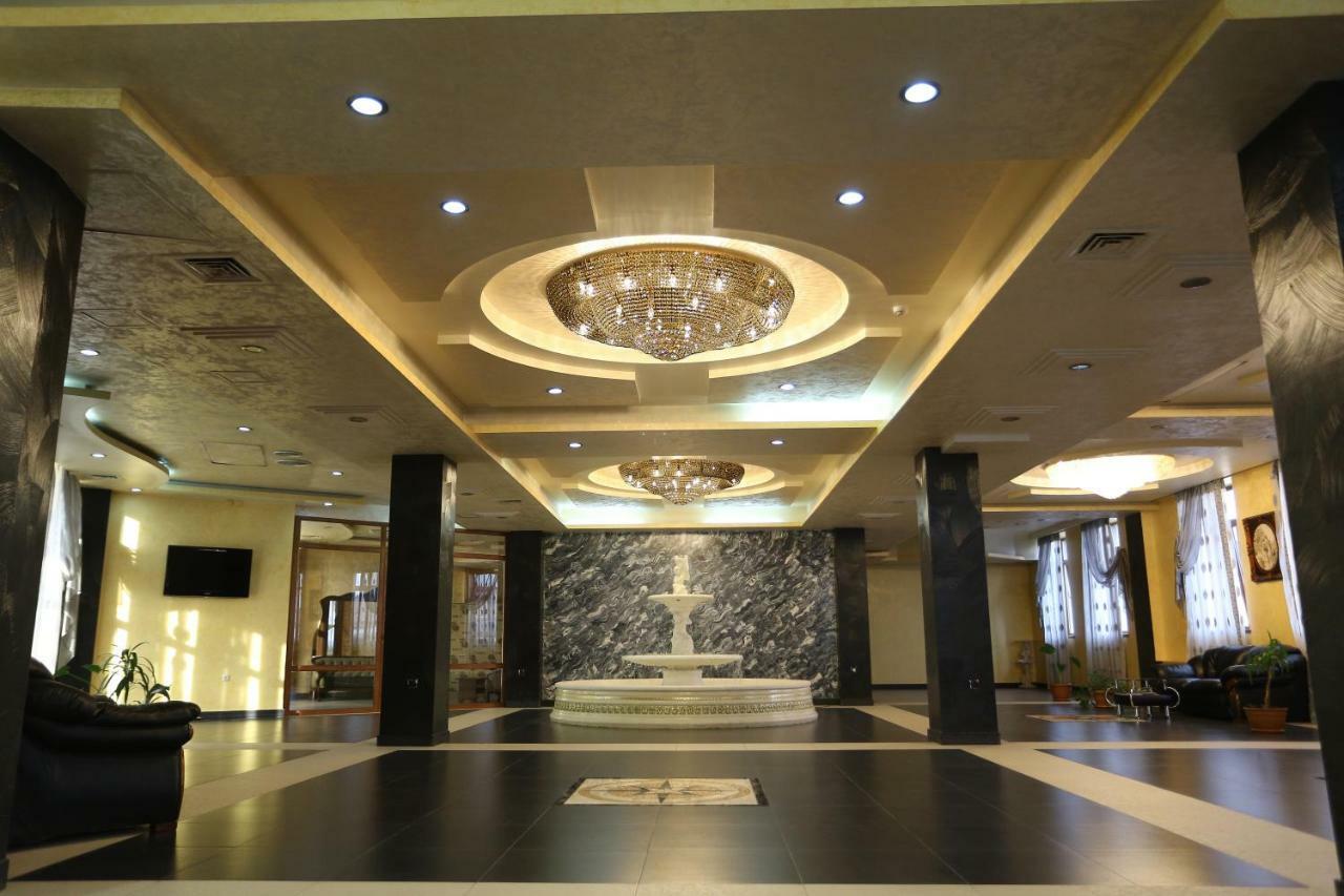 Vanatur Hotel Gjoumri Kültér fotó